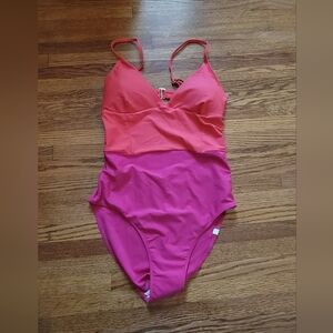 NWT Summersalt Long Torso Wave